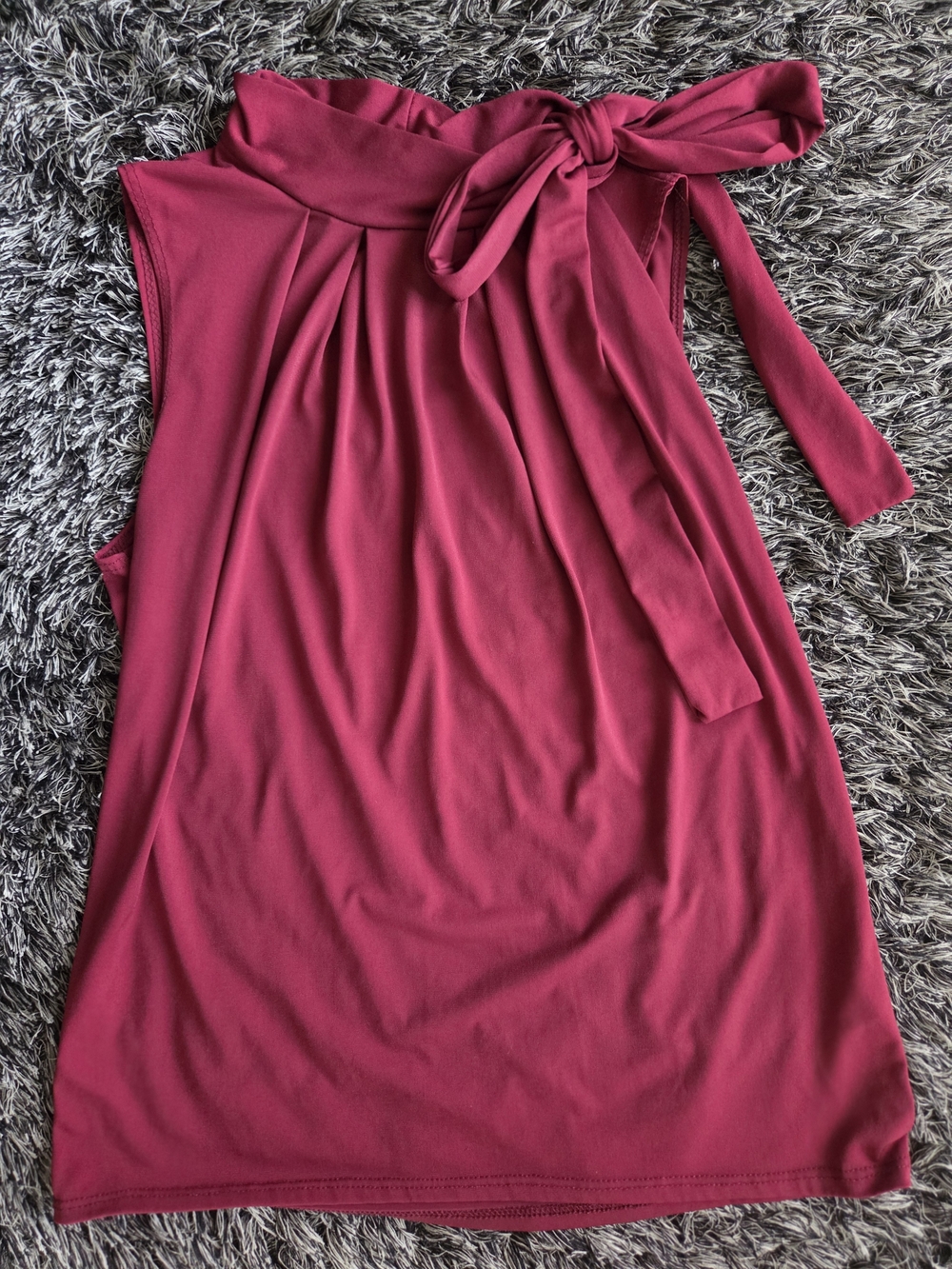 Sleeveless Tie-Neck Women's Top - Raspberry